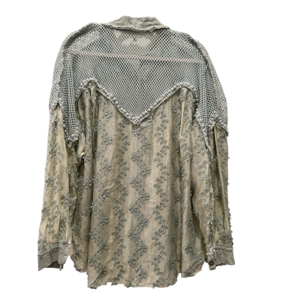 POL Sage Green Crochet & Embroidered Eyelet Pearls Button-Down Shirt - Picture 3 of 9